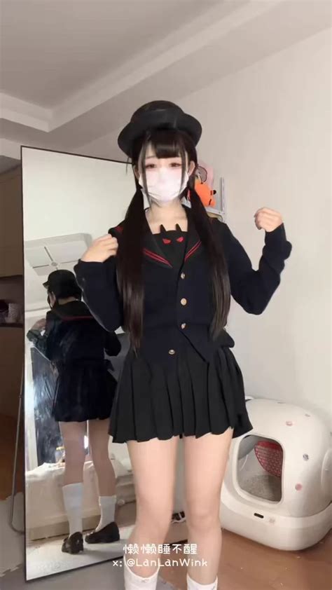 懒懒睡不醒 @LanLanWink .